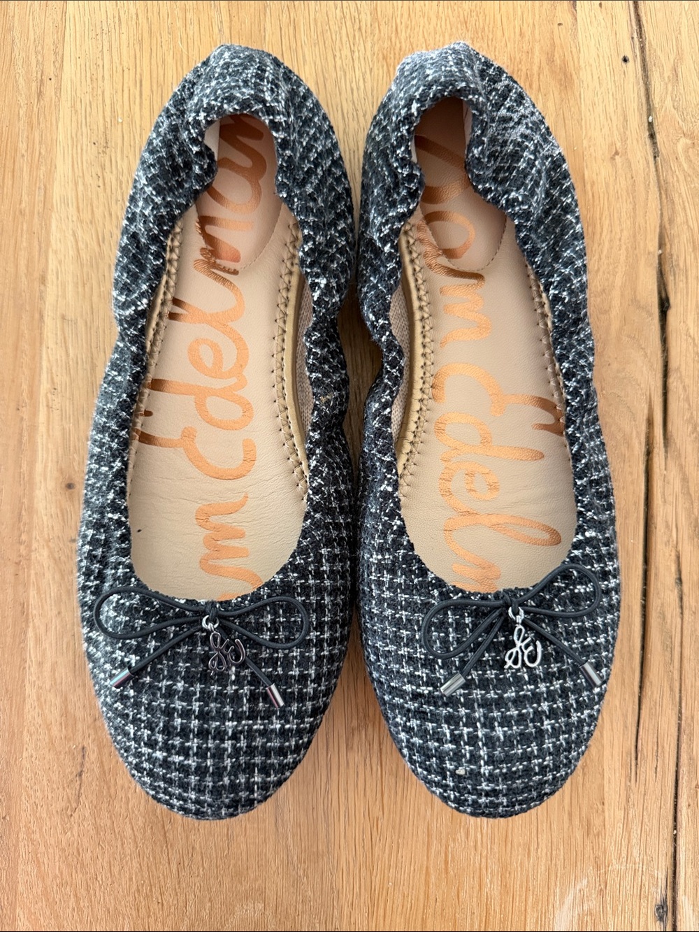 Like New Women’s Size 8 Sam Edelman Black & White Felicia Tweed Ballet Flats